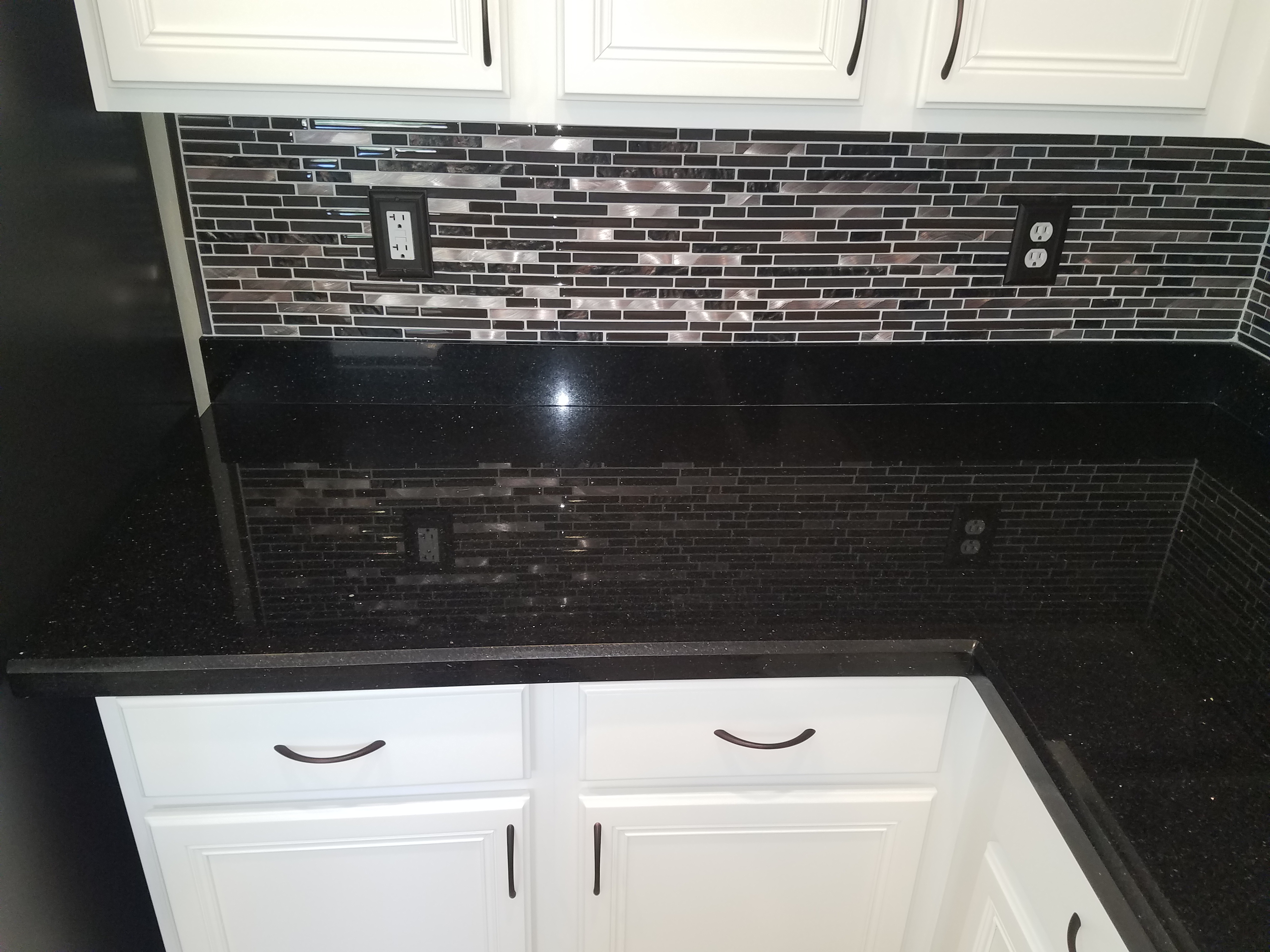 Backsplash layout and pattern design