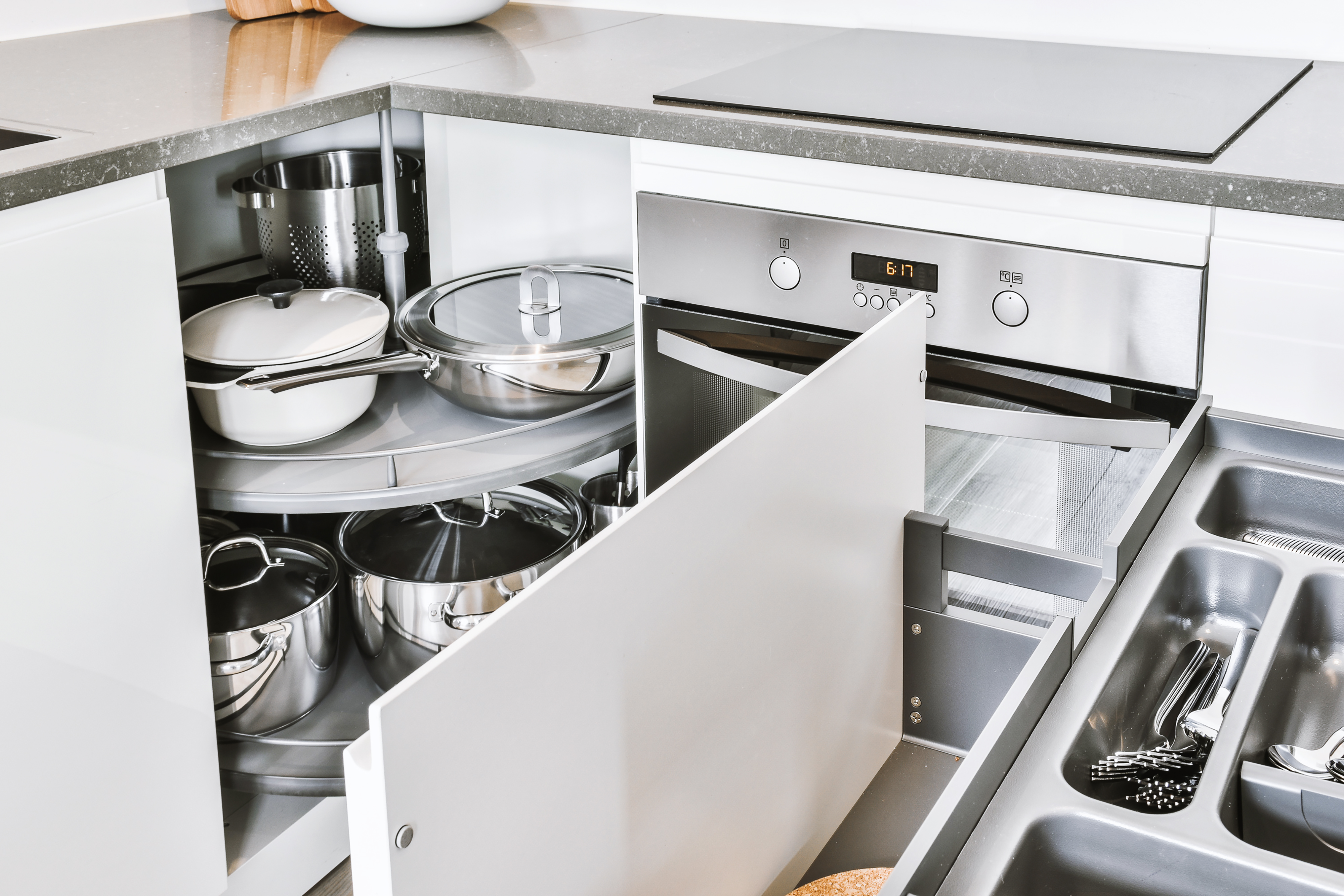 Soft close doors and drawers hardware tuning