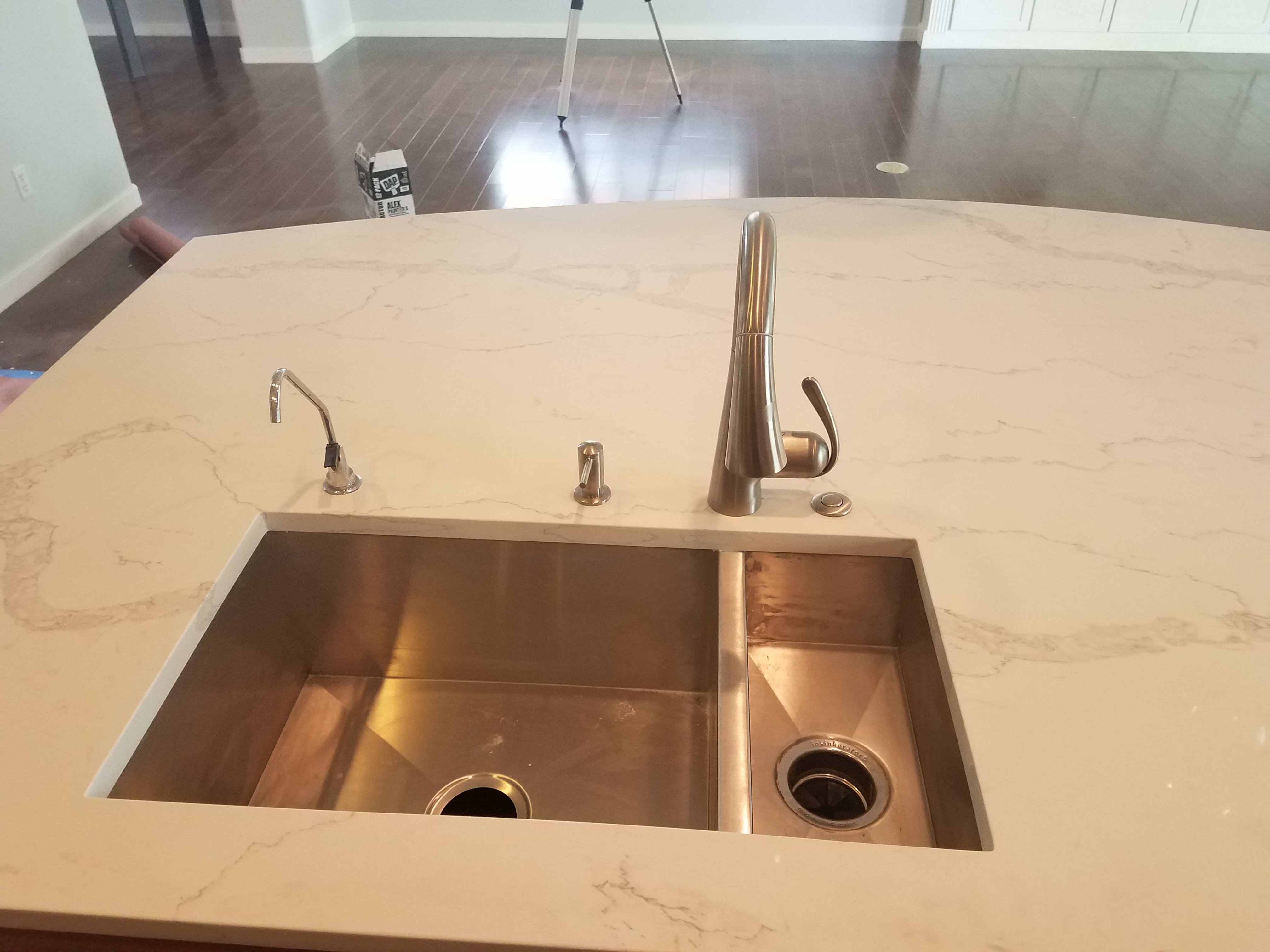 Farmhouse and undermount sink installation