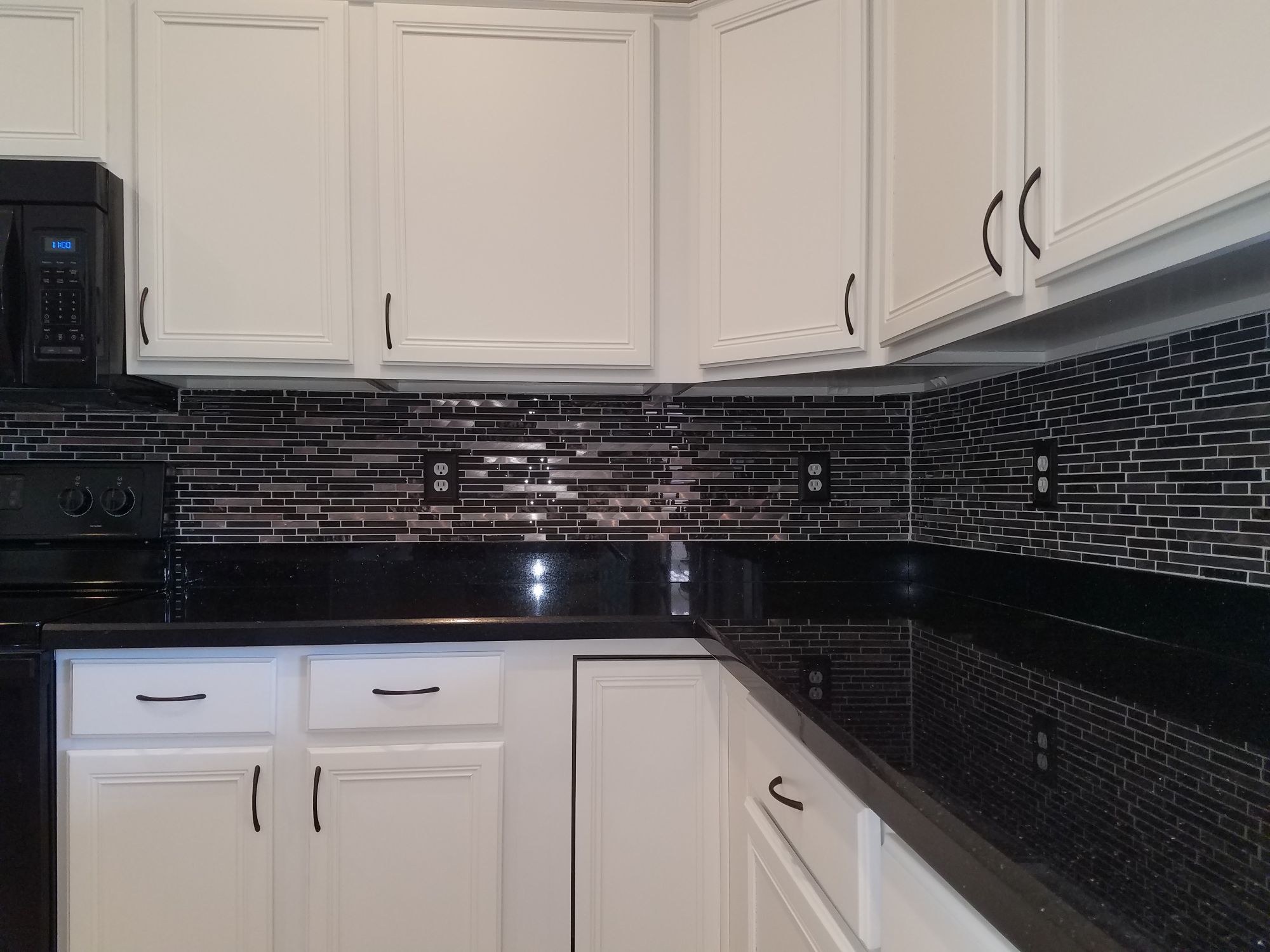 Metal kitchen backsplash